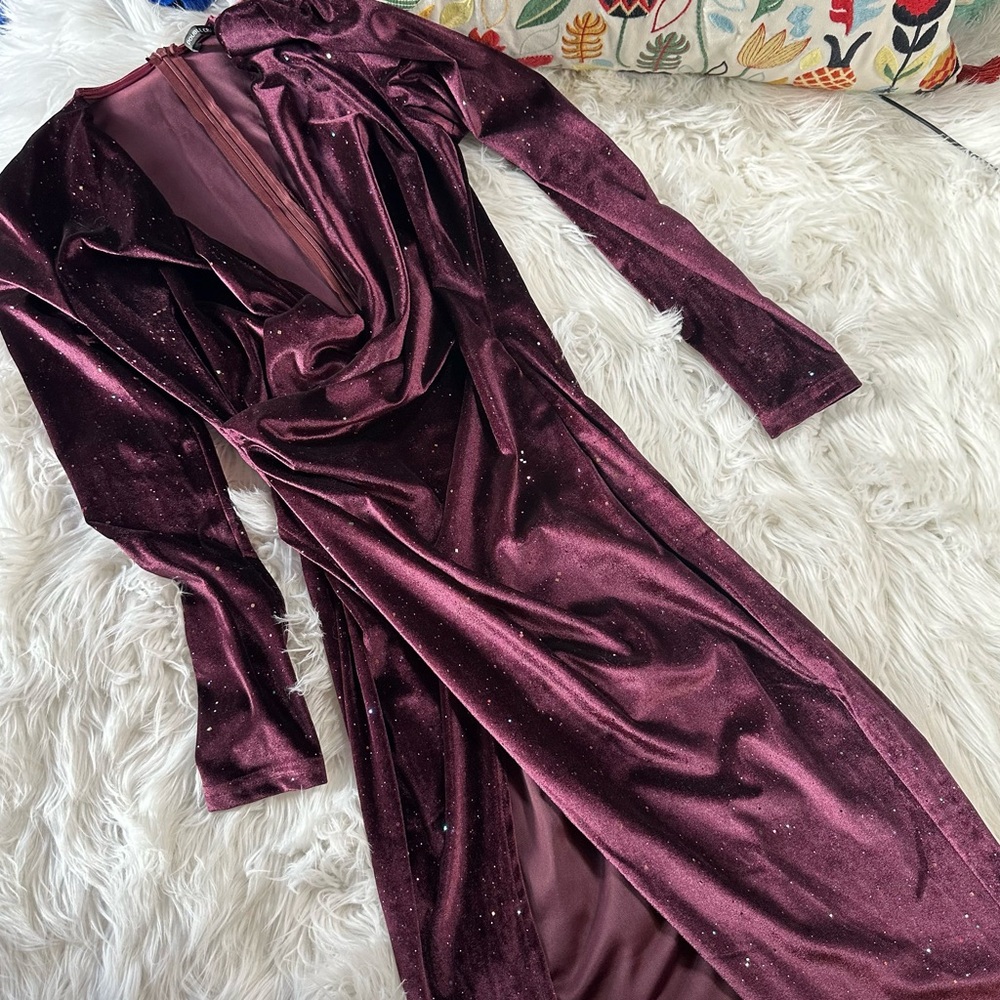 Double Crazy • Glitter Velvet High Slit Asymmetrical Dress - Picture 10 of 15